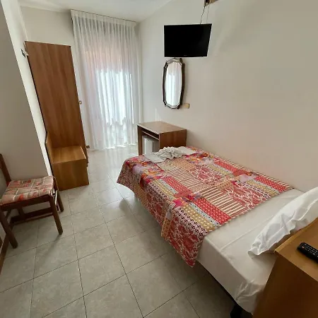 Rosa Otel 2*