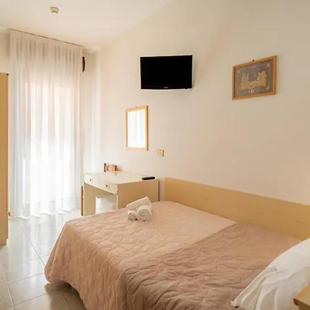 Hotel Rosa 2*